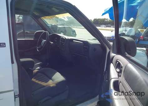 2003 Chevrolet S-10 Ls from USA, damaged, VIN 1GCCS14X738164470